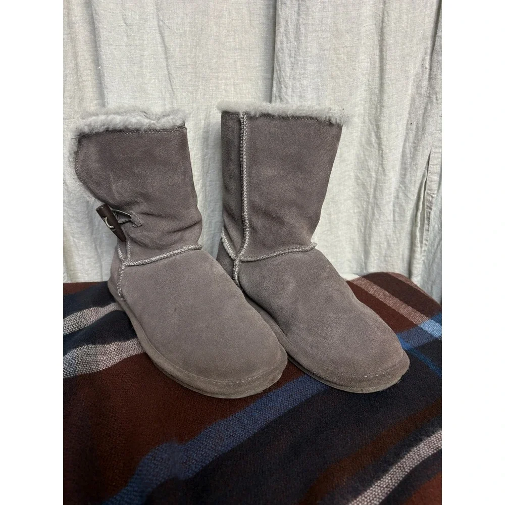 Bjorndal Shearling Style Boots Womens 9 Grey Toggle Button Suede Mid Calf